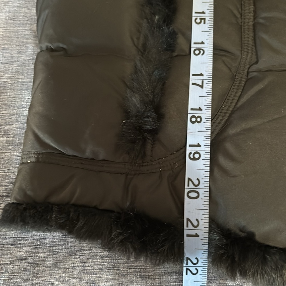 Guess Women’s Size L Faux Fur Cropped Moto Vest - Picture 6 of 6
